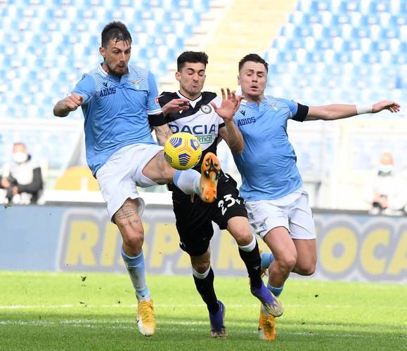 乌迪内斯主场战胜佛罗伦萨，发挥出色(乌迪内斯vs佛罗伦萨)